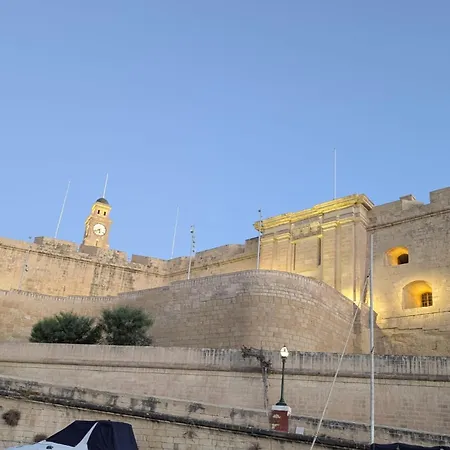 Cottonera Lines Boutique * Cospicua