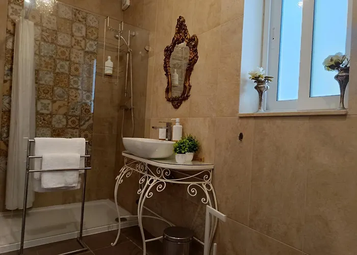 Cottonera Lines Boutique *