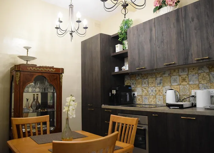 Cottonera Lines Boutique